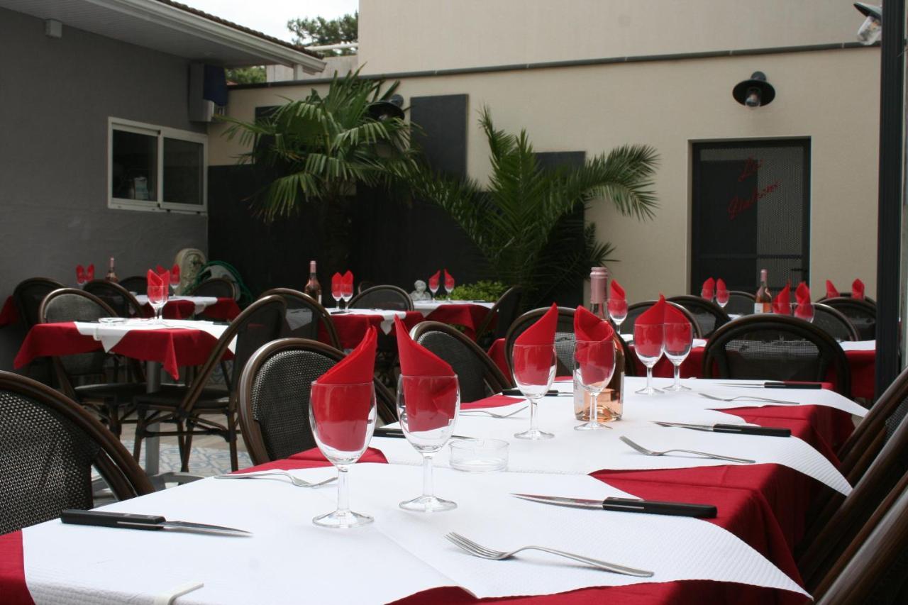 Hotel Les Italiens บิสการ์รอส ภายนอก รูปภาพ